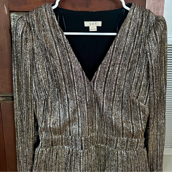 g.p.d Metallic Gold Tiered Mini Dress Flapper Black Lined Puff Long Sleeve - Picture 2 of 5